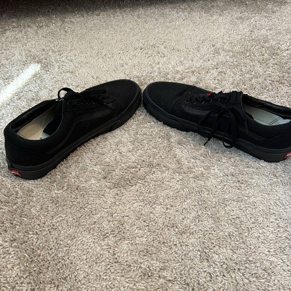 Customized Rose Vans - Picture 4 of 6